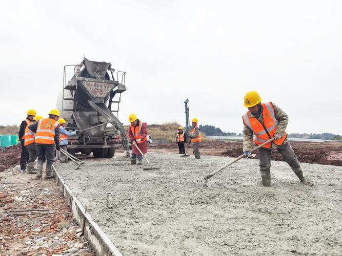 内江经开区 路基新材料项目提速，新质生产力蓄势腾飞